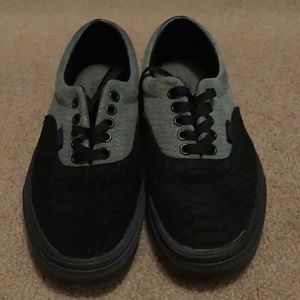 Slytherin Vans women’s size 9.0 / men’s 7.5